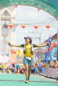 BIB: 065
                            <button type="button" onclick="openModal(21761609)" class="btn btn-primary btn-sm float-right btn-popup" data-toggle="modal" data-target=".modal-high-quality">
                        <i class="fas fa-shopping-cart"></i> Add to Cart
                    </button>
                                            <button type="button" onclick="isThisMe(21761609, true)" class="btn btn-success btn-sm float-right btn-popup btn-isme hidden" data-toggle="tooltip" data-placement="bottom" title="นี่คือรูปของคุณใช่ไหม คลิกที่นี่เพื่อเอาเข้าอัลบั้ม">
                        <i class="fas fa-plus"></i> Add to album
                    </button>
                    <button type="button" onclick="isThisMe(21761609, false)" class="btn btn-warning btn-sm float-right btn-popup btn-isnotme hidden">
                        <i class="fas fa-ban"></i> Remove from album
                    </button>